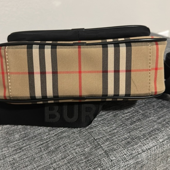 Burberry 🧡🖤Canvas Check Paddy Messenger - Picture 14 of 17